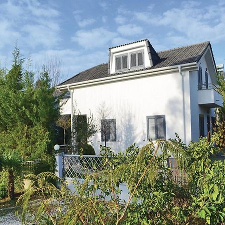 Holiday Home Pishat E Buta 28 Golem  Exteriér fotografie