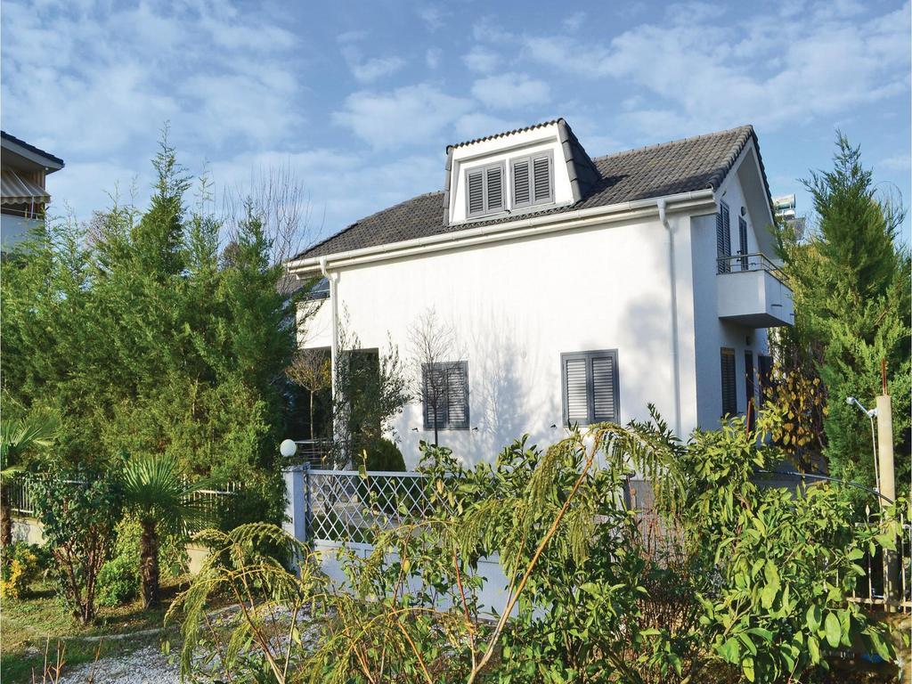 Holiday Home Pishat E Buta 28 Golem  Exteriér fotografie
