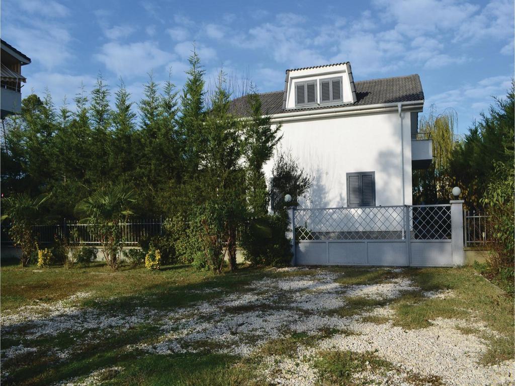 Holiday Home Pishat E Buta 28 Golem  Exteriér fotografie